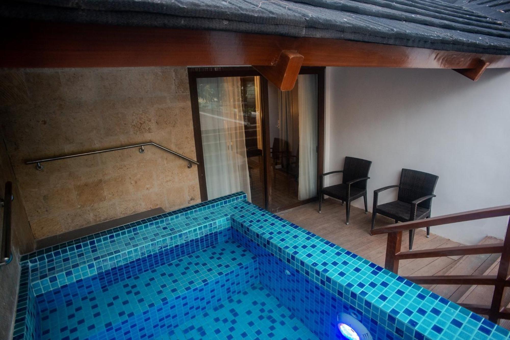 Mandarin White Sand Boracay Manoc-Manoc Habitación foto